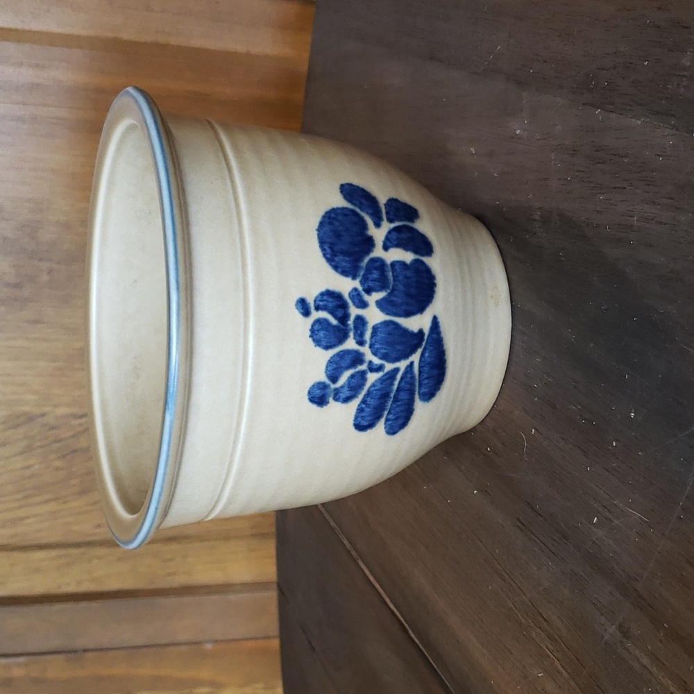 Vintage Pfaltzgraff Stoneware Flower Pot Planter